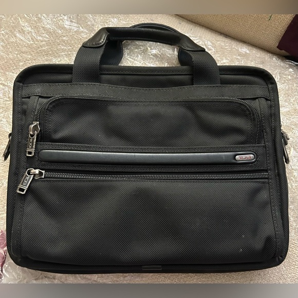 TUMI Unisex Briefcase Tech Bag Expandable Multiple Compartments - Picture 8 of 13